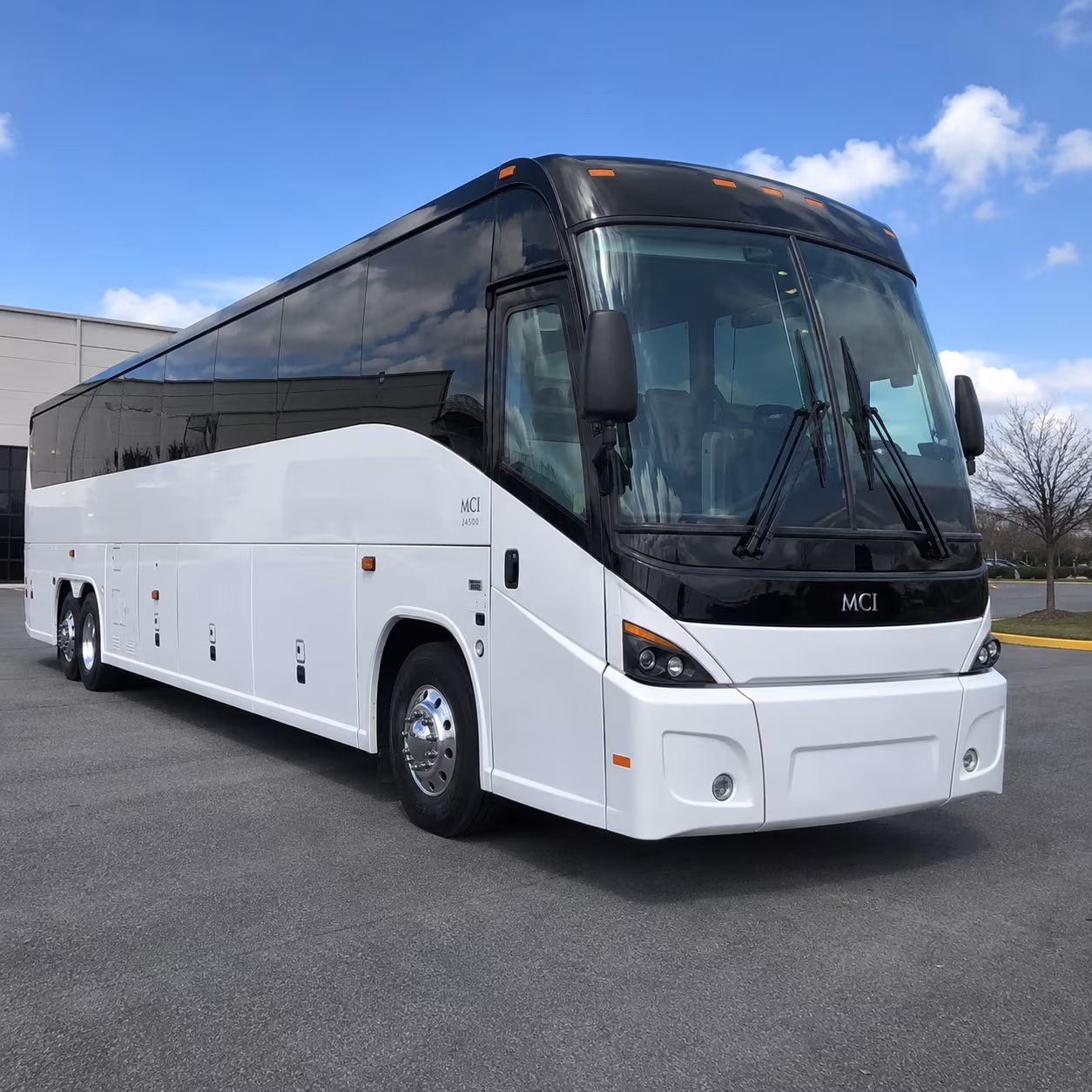 airport shuttle buses for corporate groups in st clair shores and macomb county